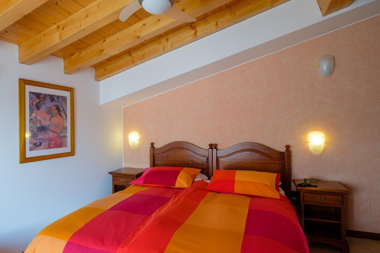 Hotel Tre Punte Гарньяно Экстерьер фото