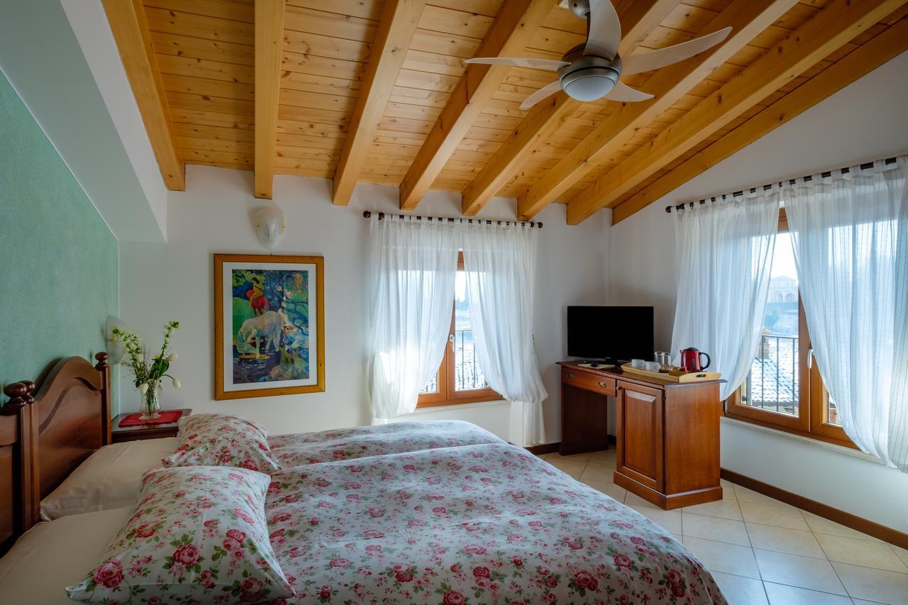 Hotel Tre Punte Гарньяно Экстерьер фото