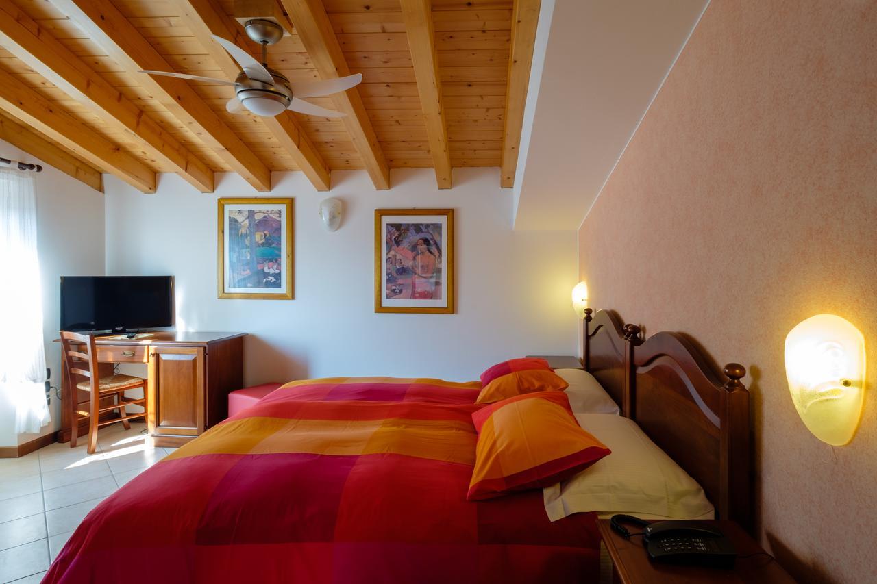 Hotel Tre Punte Гарньяно Экстерьер фото