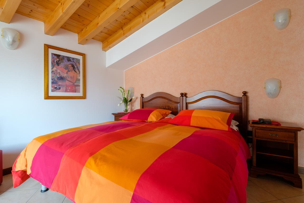 Hotel Tre Punte Гарньяно Экстерьер фото