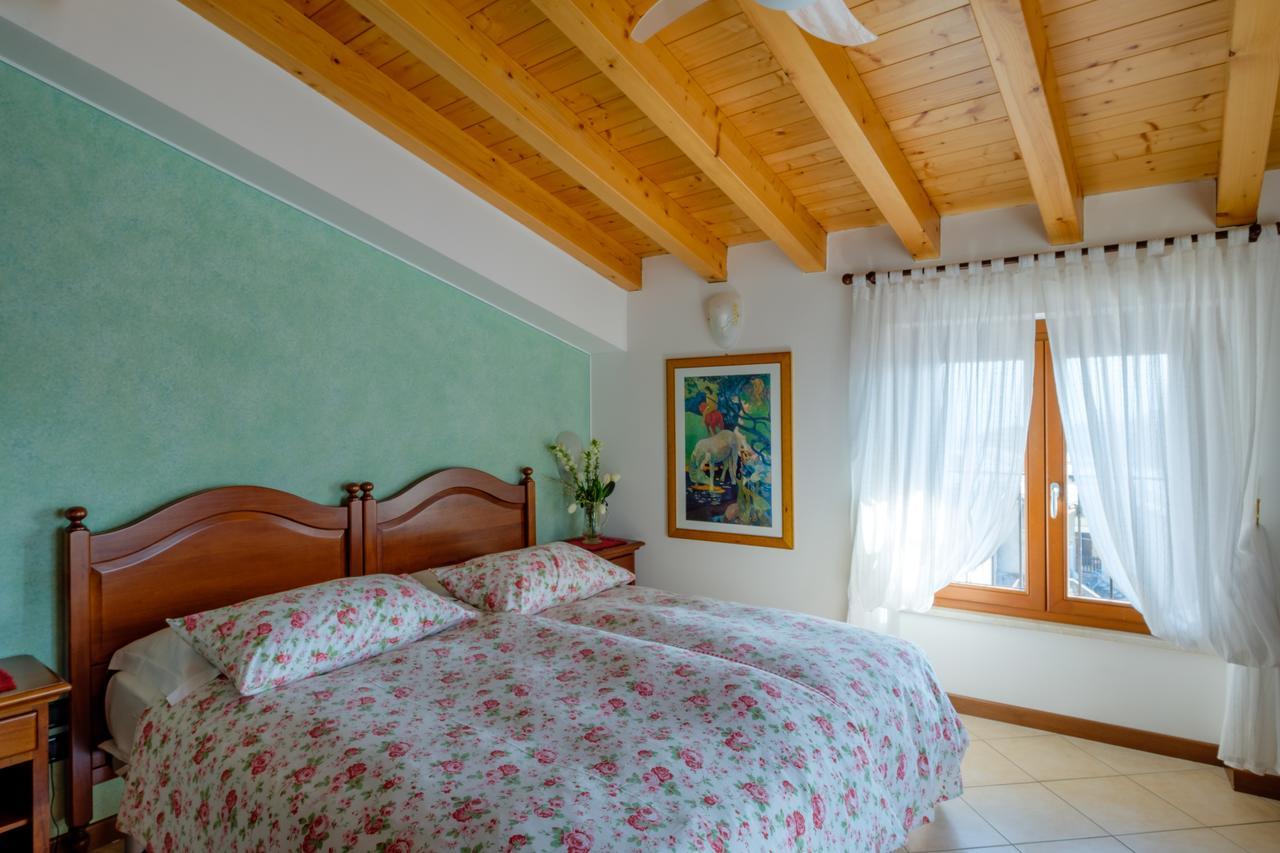 Hotel Tre Punte Гарньяно Экстерьер фото